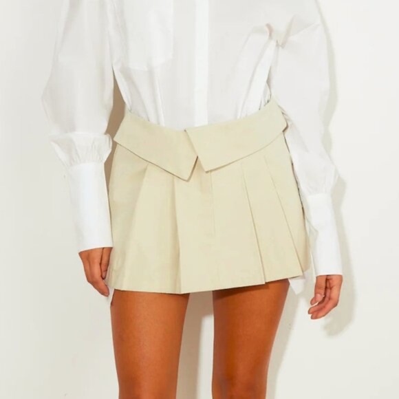 LIONESS Beige Pleated Utility Mini Skirt - Picture 1 of 6